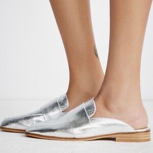 Free People At Ease Silver leather Slide On Loafer Sz 37